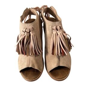 Toms‎ Elba Peep Toe Booties Chunky Heel Boho shoes Tassels Apricot Suede sz 6